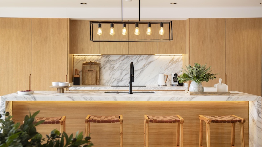 10 Luxury Modern Kitchens within the Inspirato Collection 